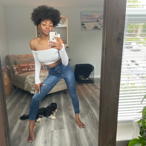 White Off Shoulder Long Sleeved Croptop - Picture 5 of 11